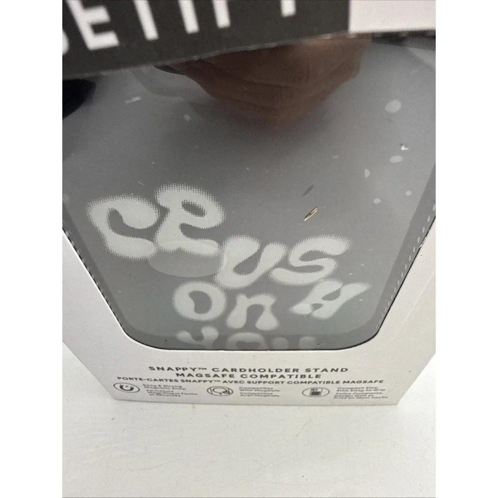 CASETiFY Snappy Card Holder Stand Compatible with Magsafe Crush On You NIB